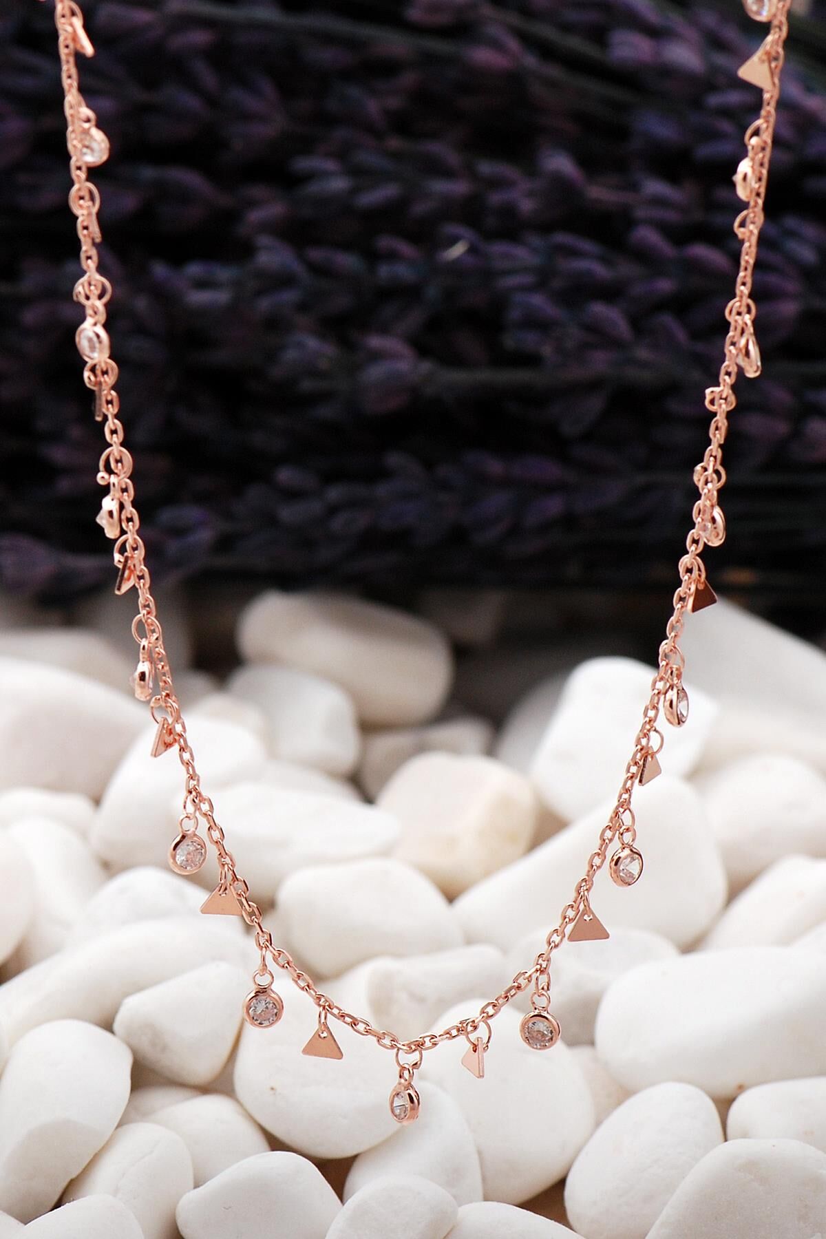 Sıra Taş ve üçgen Rose Gümüş Choker Kolye 10