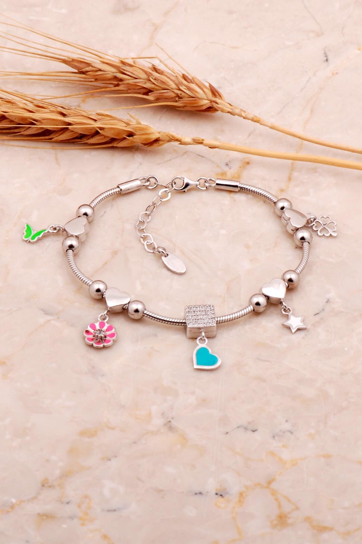 Mineli Rodyumlu Gümüş Kalp Şans Bileklik 4516