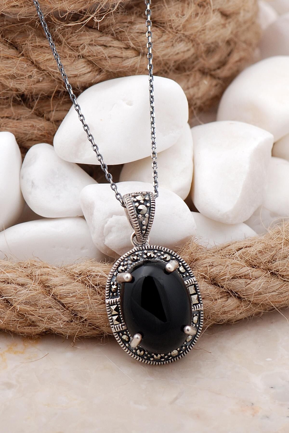 Oniks ve Markazit Taşlı Gümüş Kolye 7521