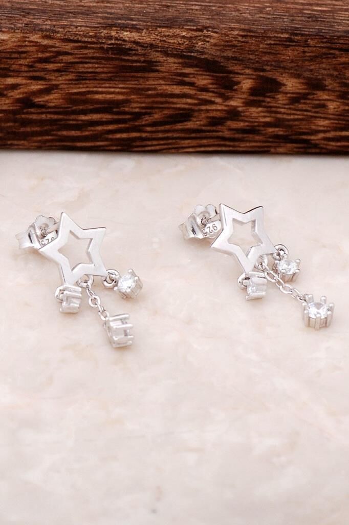 Sallantılı Yıldız Gümüş Küpe 4364