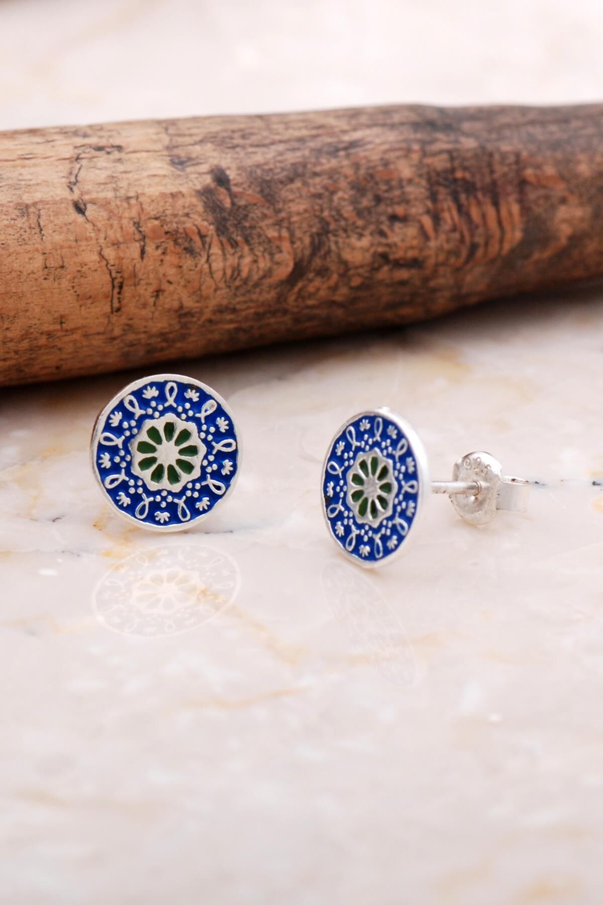 Anadolu Motifli Elişi Gümüş Taşsız Mineli Küpe 6035