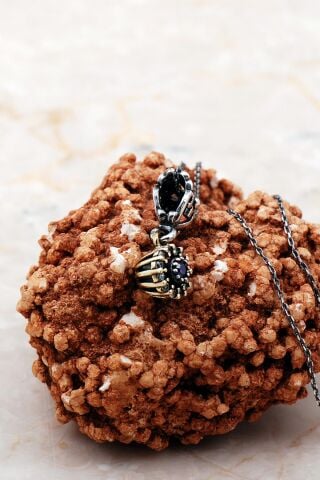 Pırlanta Model Tektaş Elişi Gümüş Kolye 7301