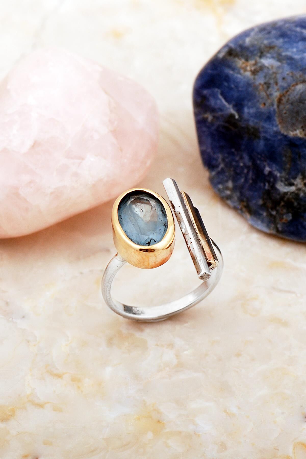 Mavi Paraiba Taşlı Tasarım Elişi Gümüş Yüzük 5909