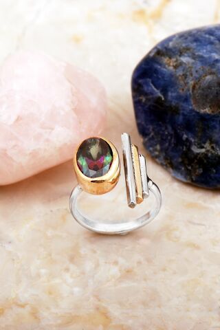 Mistik Topaz Taşlı Tasarım Elişi Gümüş Yüzük 5910