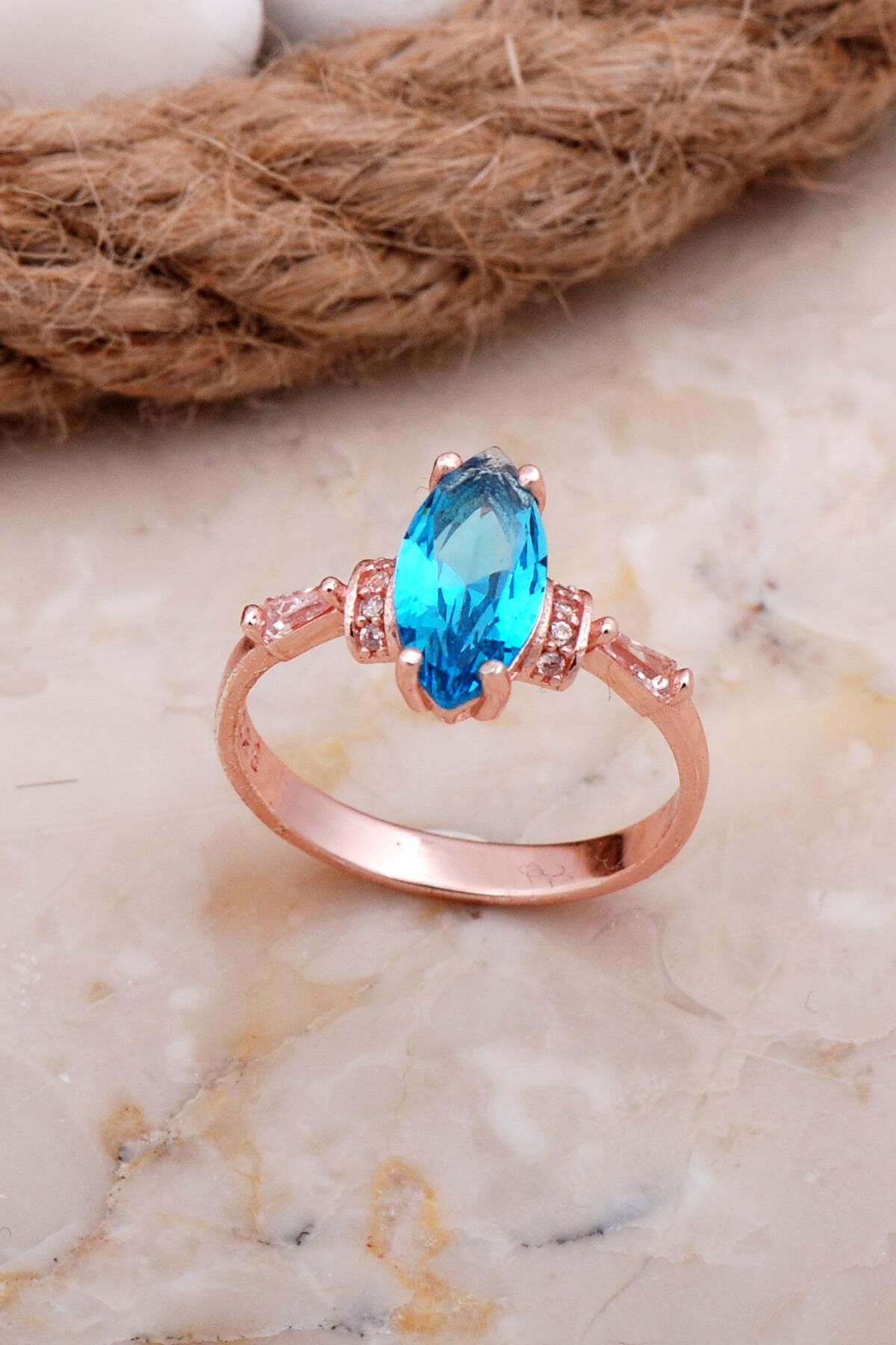 Akuamarin Taşlı Mekik Rose Gümüş Yüzük 3702
