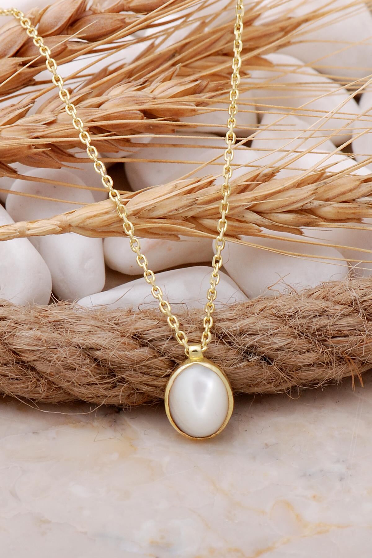 Sedef Taşlı Altın Yaldızlı Gümüş Kolye 7703