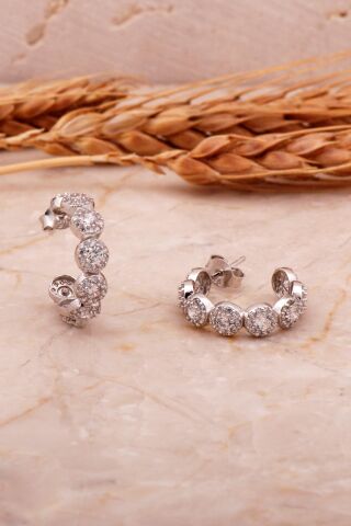 Elmas Montürlü Rodyumlu Gümüş Halka Küpe 6832