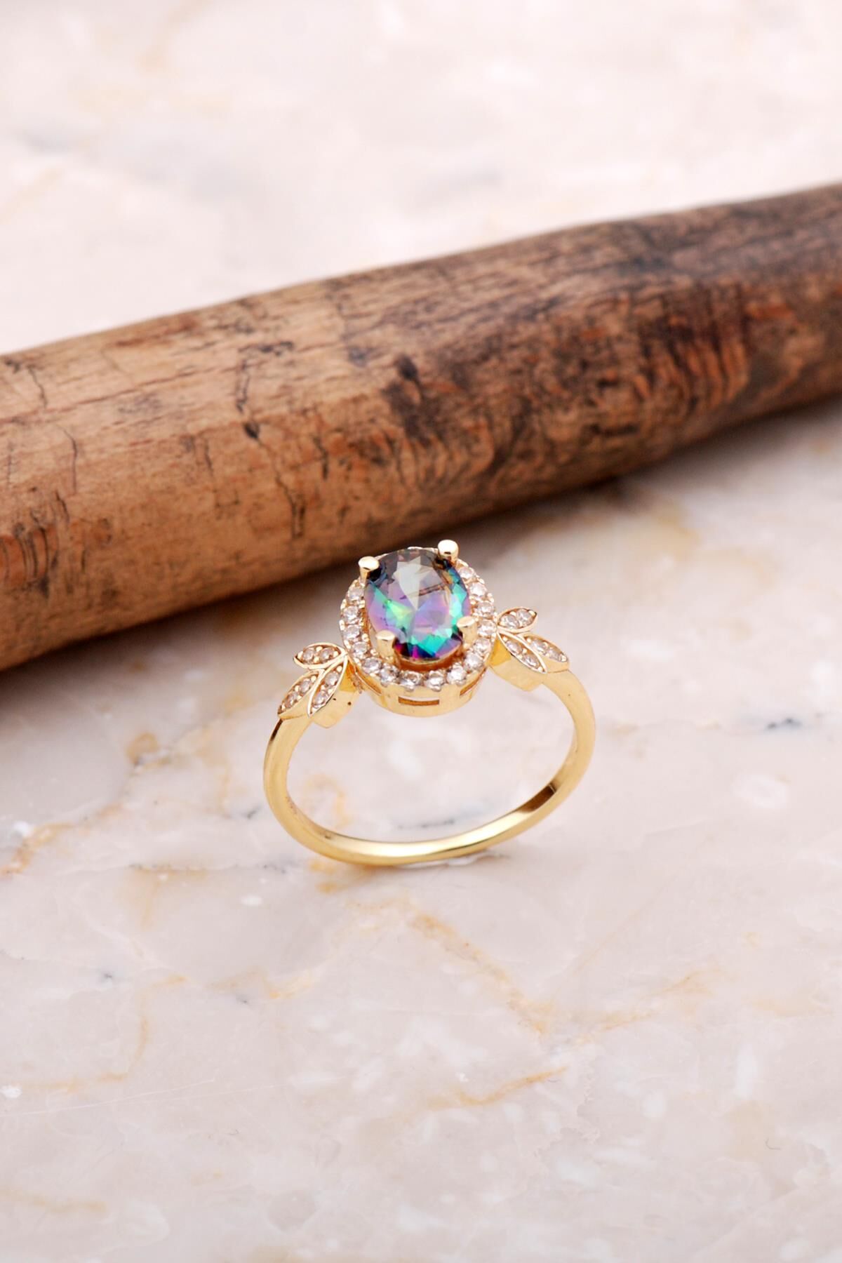 Mistik Topaz Taşlı Yaprak Altın Yaldızlı Gümüş Yüzük 3710