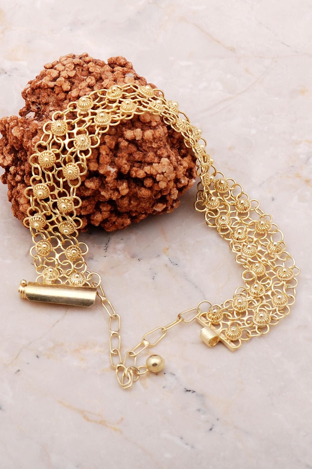 Telkari Altın Yaldızlı Kişniş Akıtma Bileklik 3631