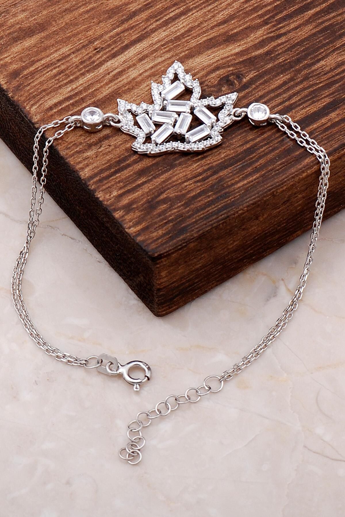 Çınar Ağacı Yaprağı Baget Taşlı Gümüş Bileklik 3389