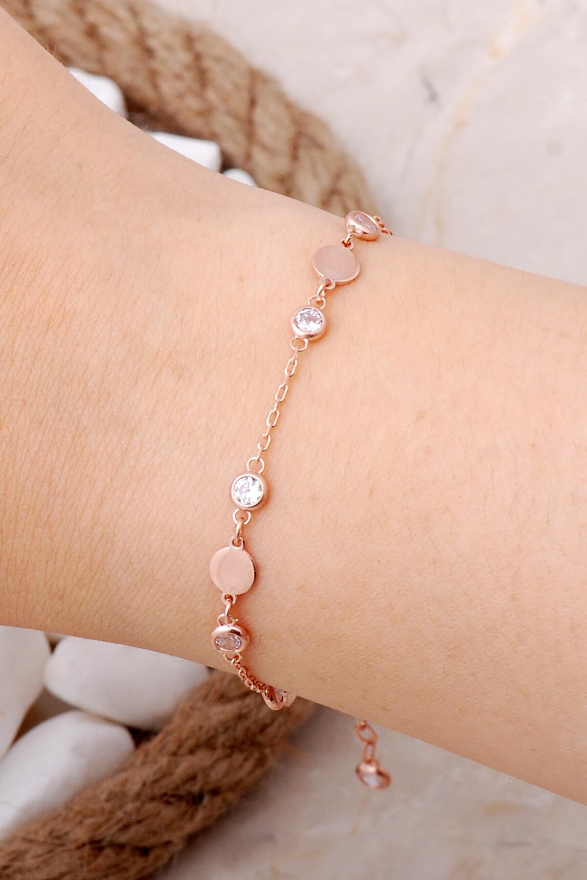 Pullu Rose Gümüş Bileklik 3992