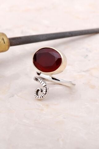 Kök Yakut Tasarım Elişi Gümüş Yüzük 3010