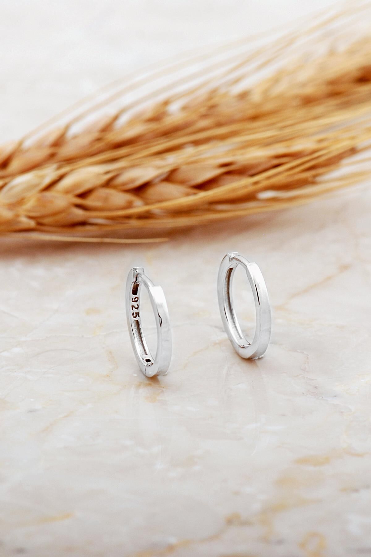 15 Mm Taşsız Rodyumlu Gümüş Halka Küpe 7142