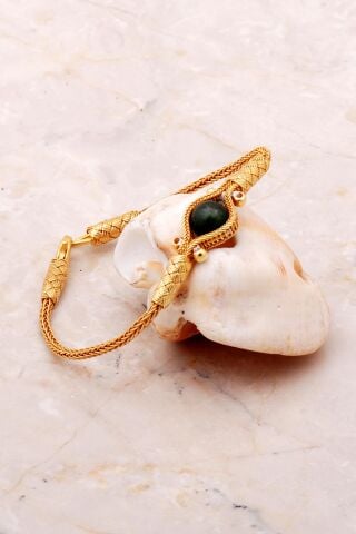 Altın Yaldızlı Kazaziye İşlemeli Kök Zümrüt Bileklik 3639