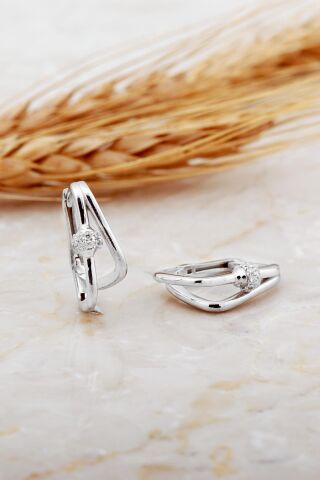 Tasarım Rodyumlu Taşlı Gümüş Küpe 7152