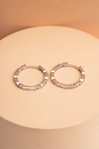 24 Mm Baget Taşlı Tasarım Rodyumlu Gümüş Halka Küpe 7159