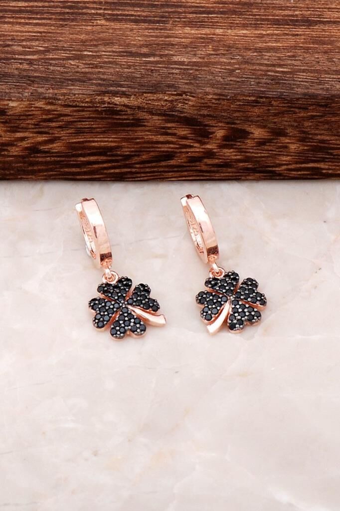 Yonca Tasarımlı Rose Gümüş Halka Küpe 4430