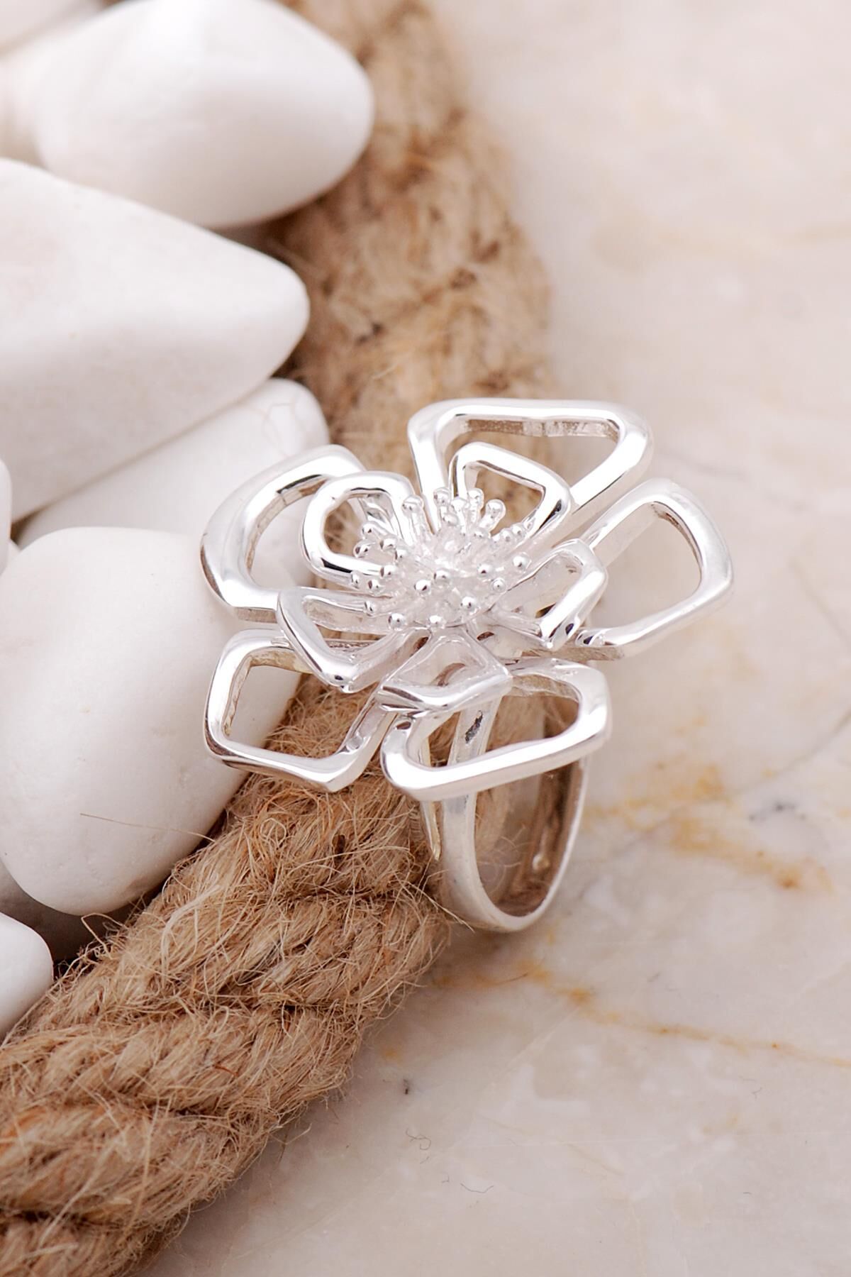 Çiçek Tasarım Gümüş Yüzük 3361