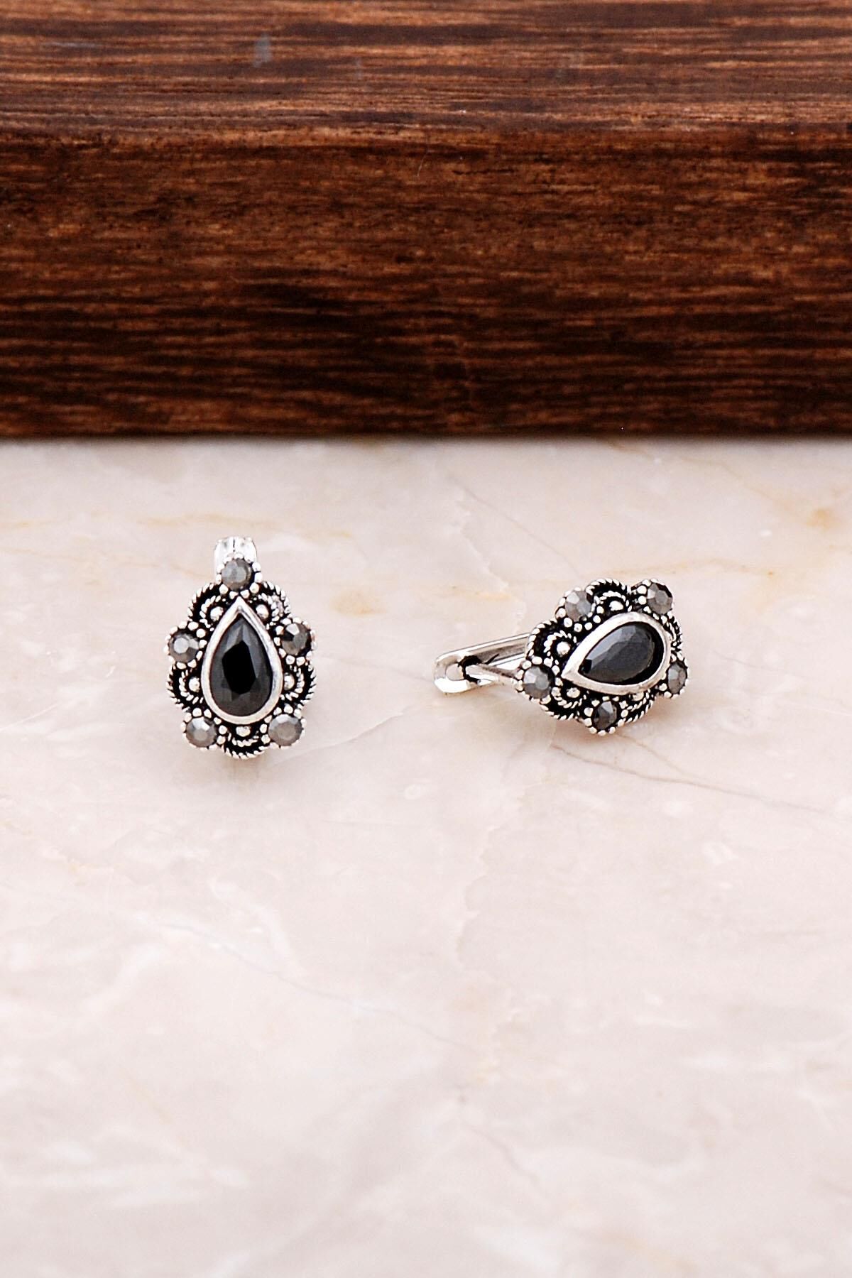 Onix Taşlı Mini Gümüş Küpe 4770