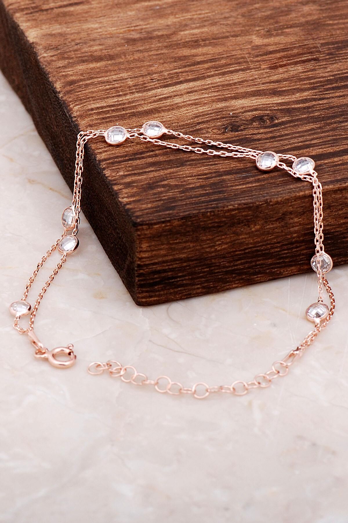 Sıra Taşlı Tasarım Rose Gümüş Bileklik 3231