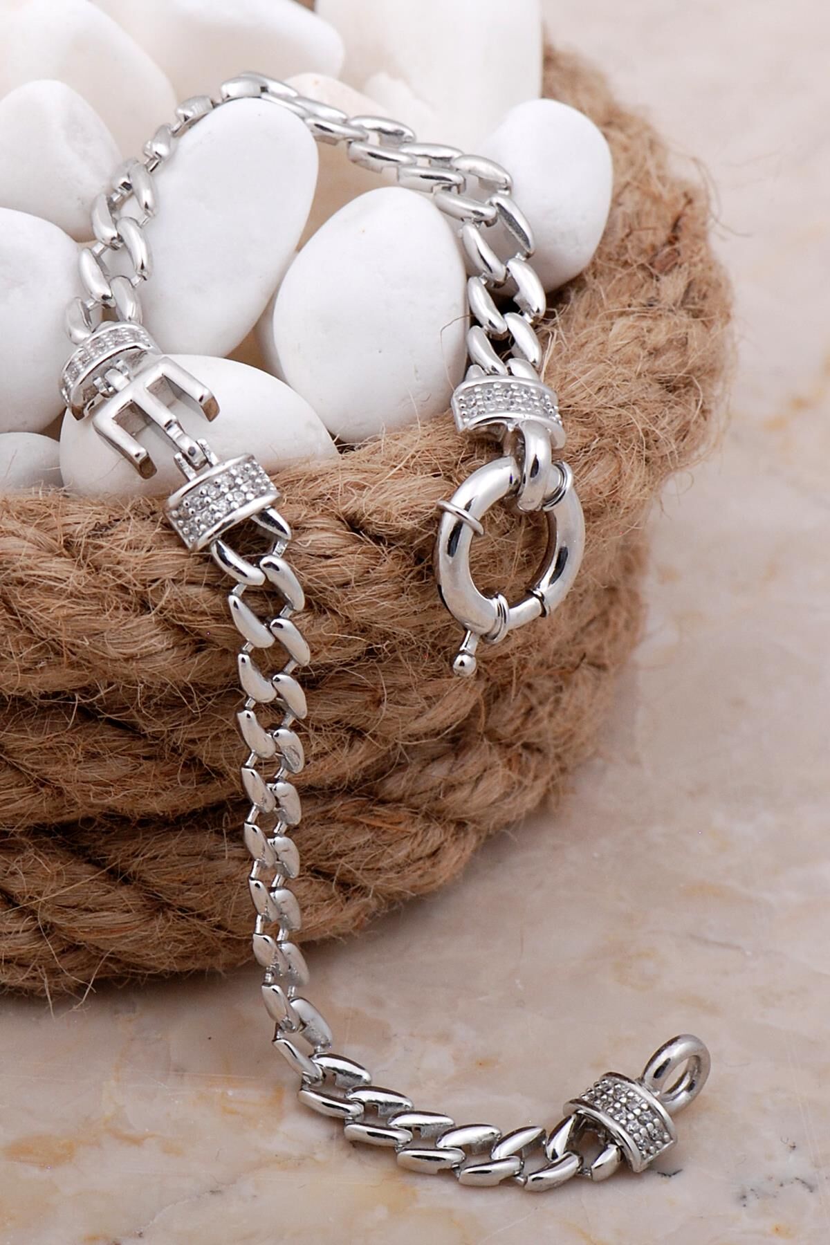 E Harfli Gurmet Rodyumlu Gümüş Bileklik 4035