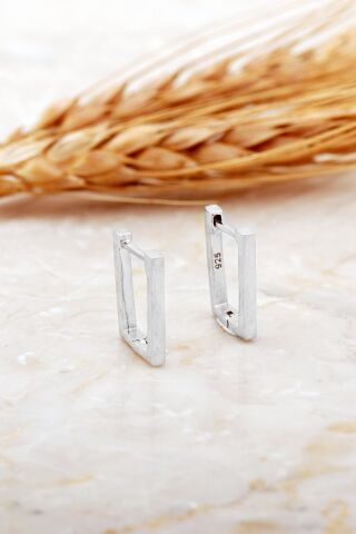 Dikdörtgen Taşsız Rodyumlu Minimal Gümüş Küpe 7175