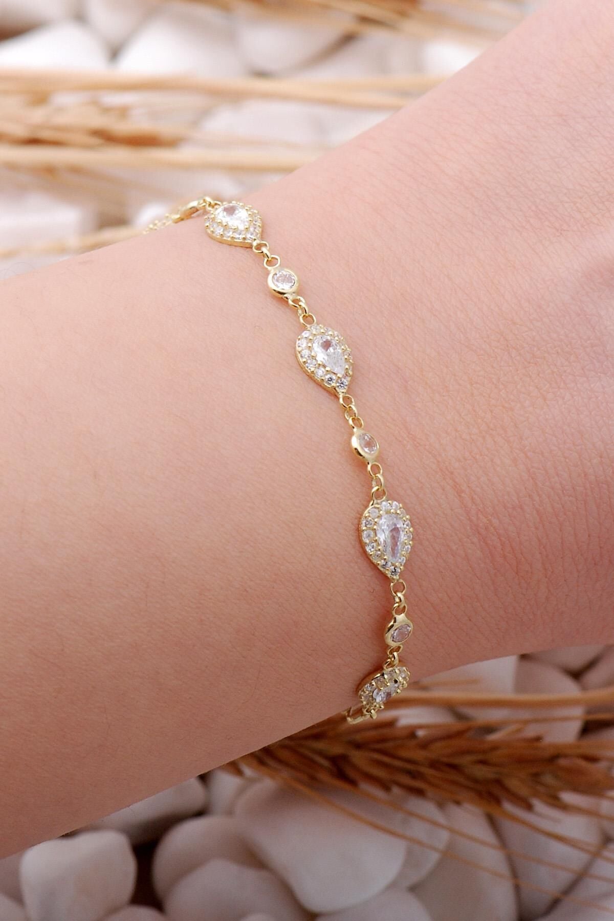 Zirkon Damla Montürlü Altın Yaldızlı Gümüş Bileklik 3905