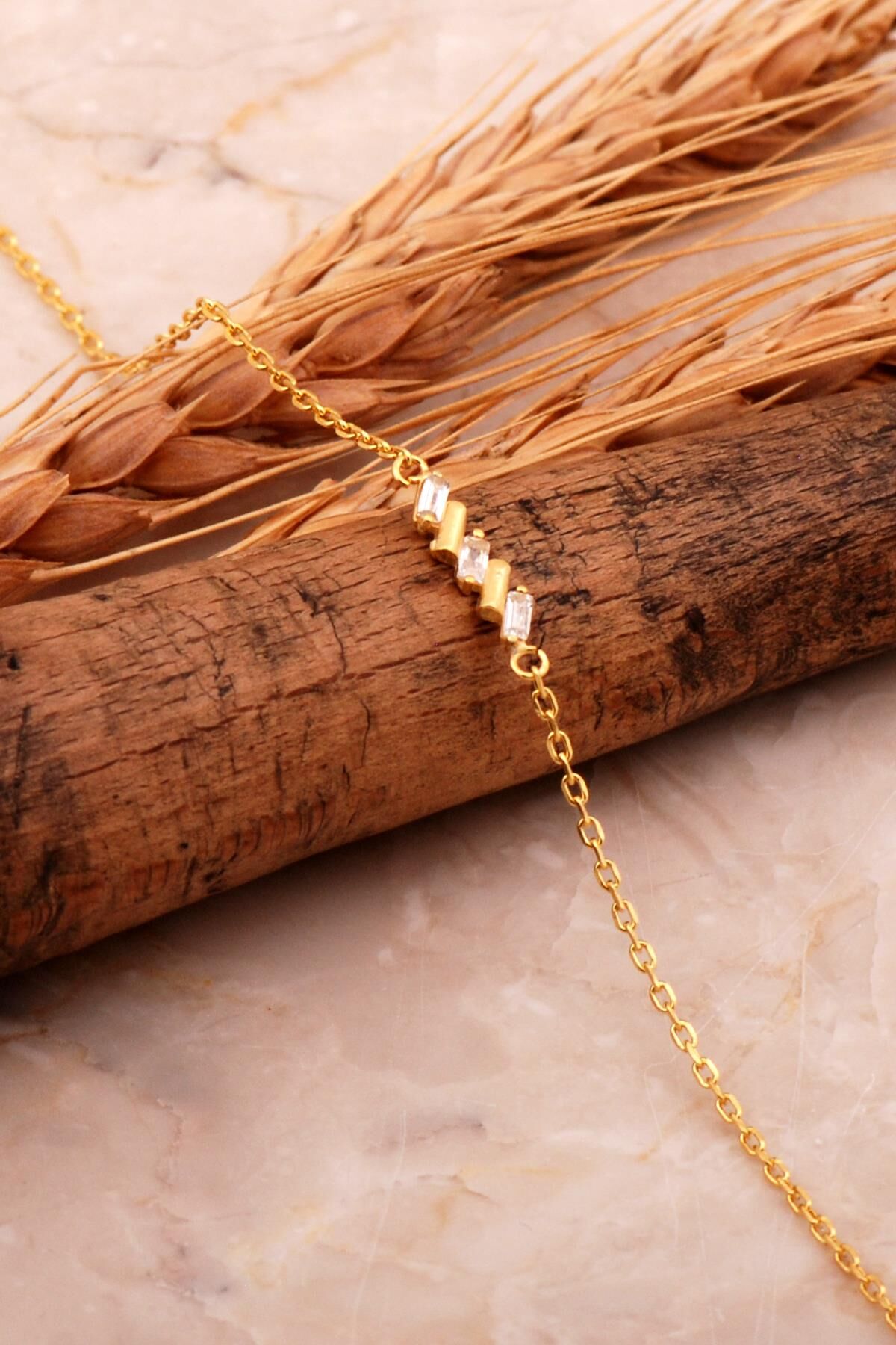 Baget Taşlı Altın Yaldızlı Gümüş Bileklik 4572