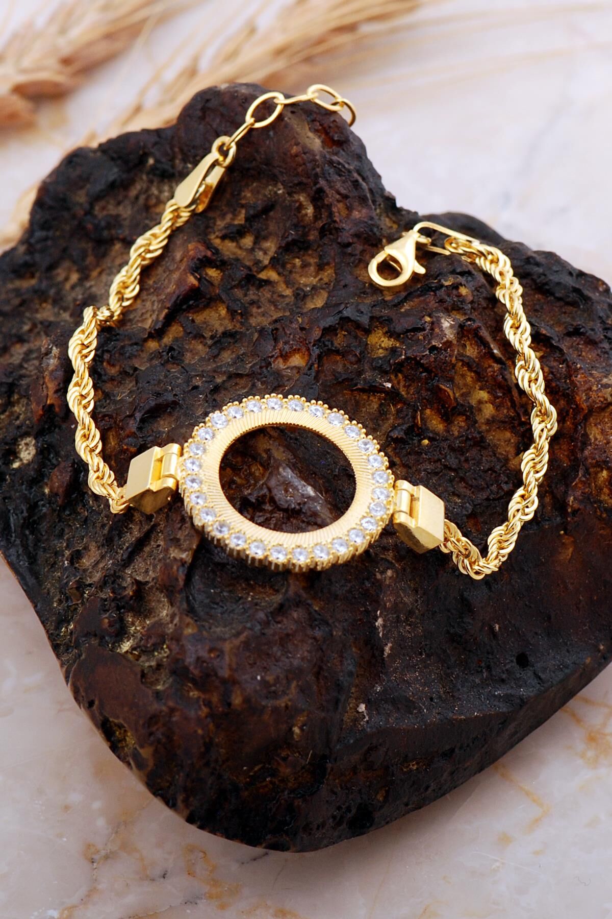 Çeyrek Çerçeveli Taşlı Halat Zincir Altın Kaplama Gümüş Bileklik 4723