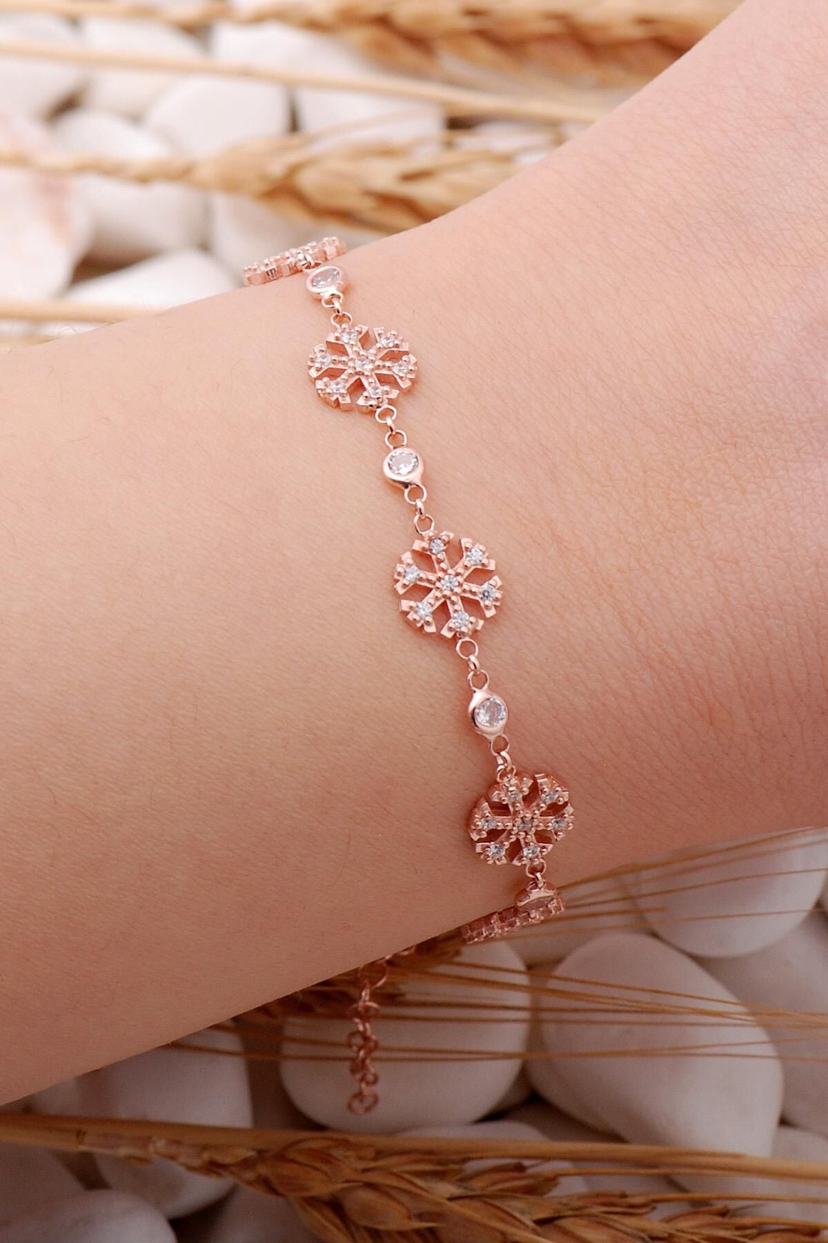 Kar Tanesi Rose Gümüş Bileklik 3910