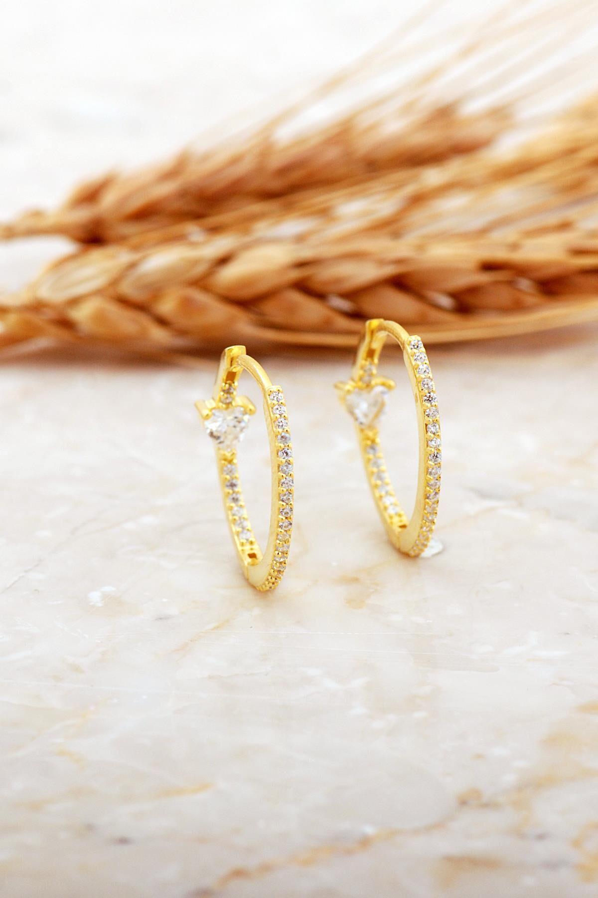 20 Mm Kalp Tasarım Altın Kaplama Gümüş Halka Küpe 7186