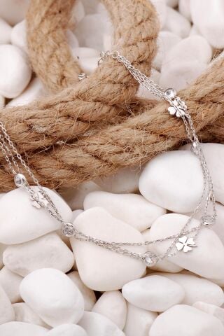 Yonca Rodyumlu Gümüş Taşlı Bileklik 3915