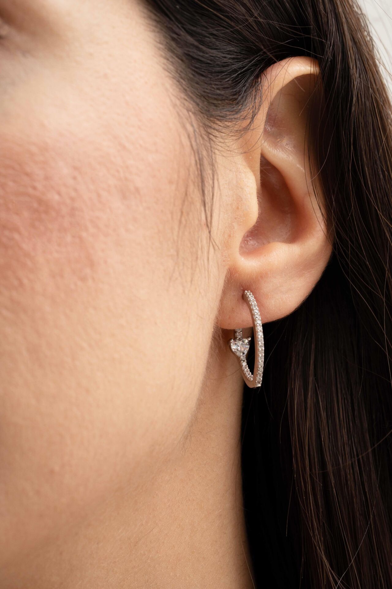 20 Mm Kalp Tasarım Rodyumlu Gümüş Halka Küpe 7187