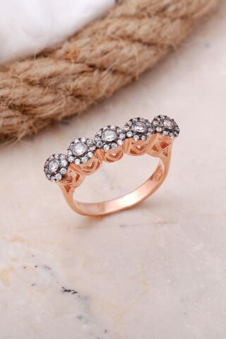 Elmas Montürlü Beş Taş Rose Gümüş Yüzük 3373