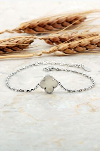 Sedef Taşlı Yonca Rodyumlu Gümüş Bileklik 4732