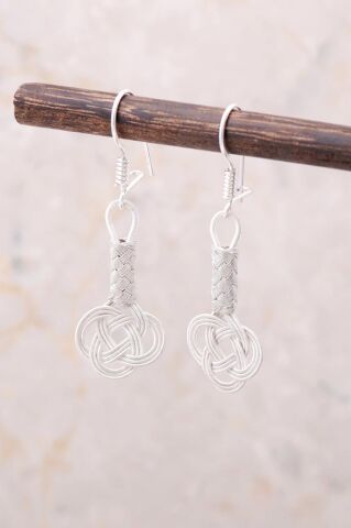 Kazaziye El Örmesi Gümüş Küpe 214