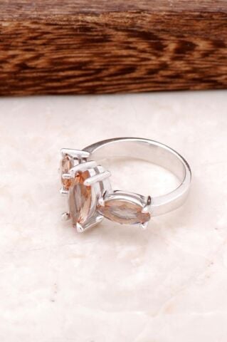 Renk Değiştiren Sultan Taşlı Tasarım Tria Gümüş Yüzük 2043