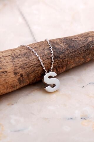 S Harfi Rodyumlu Gümüş Kolye 7898