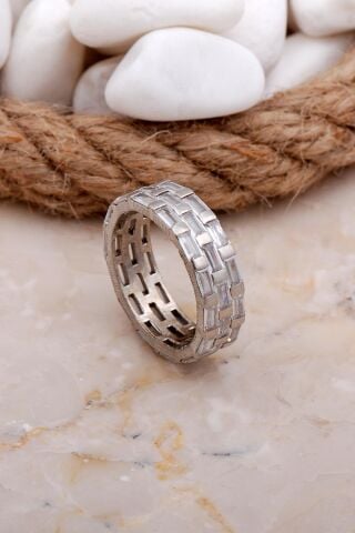 Üç Sıra Baget Tamtur Rodyumlu Gümüş Yüzük 3532