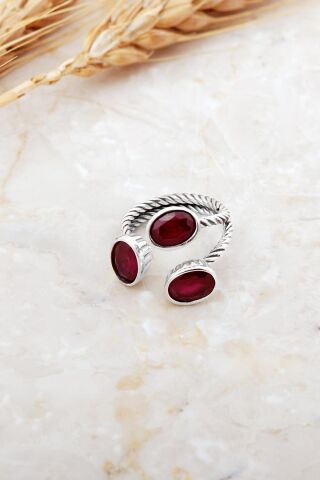 Kök Yakut Taşlı El Sarması Üç Başlı Gümüş Yüzük 5944