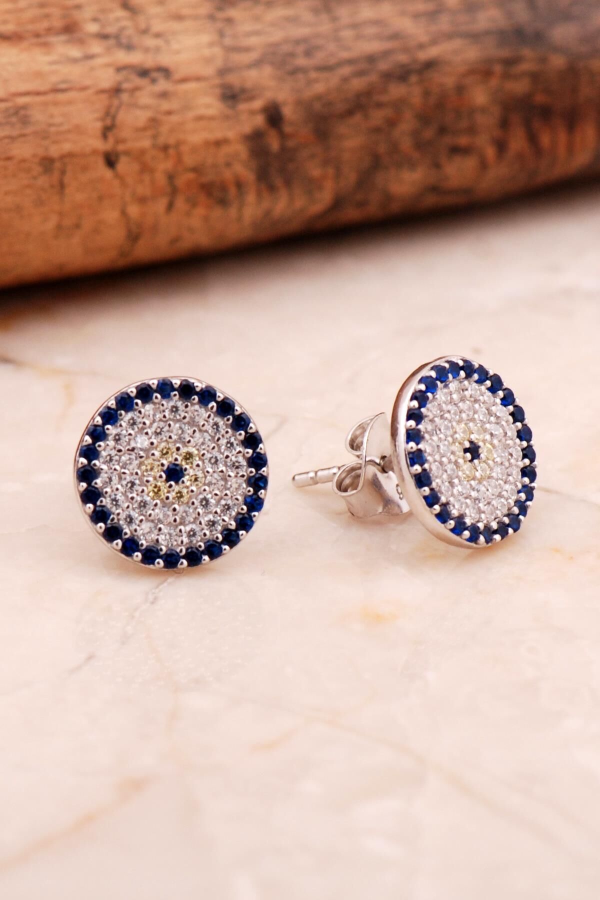 Rodyumlu Gümüş 11 Mm Göz Küpe 6861