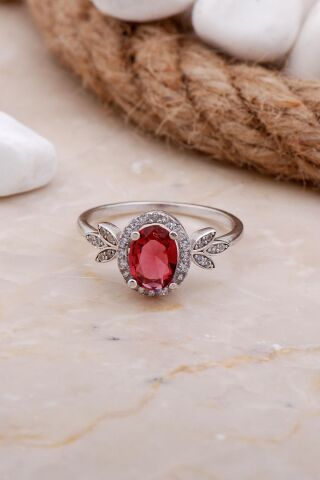 Granat Taşlı Yaprak Rodyumlu Gümüş Yüzük 3541