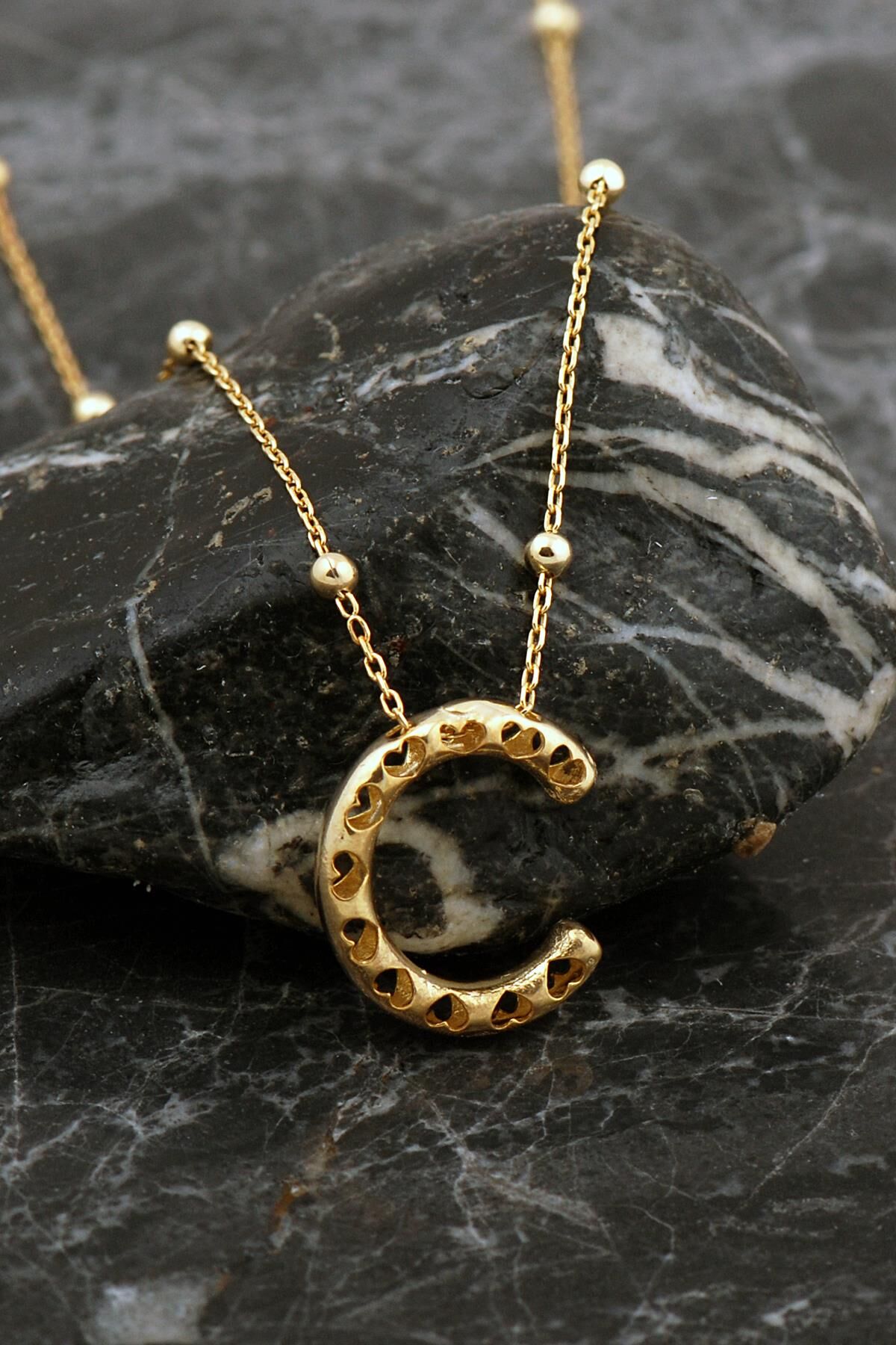 Kalpli Altın Kaplama C Harf Gümüş Balon Kolye 8038