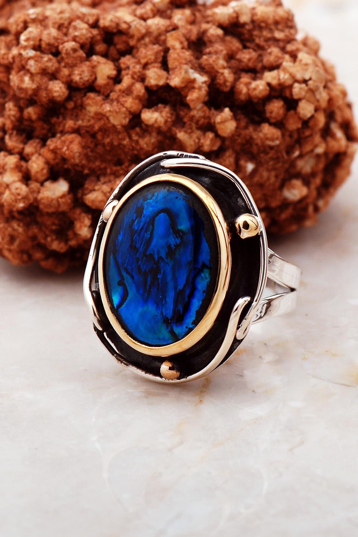 Okyanus Sedefi Taşlı Elişi Gümüş Yüzük 3210