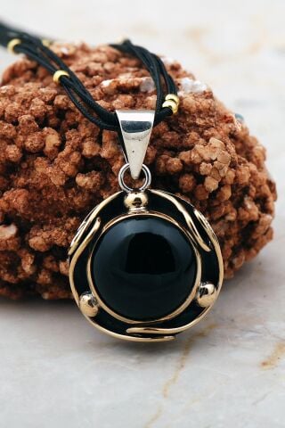 Oniks Taşlı Elişi Gümüş Kolye 7368