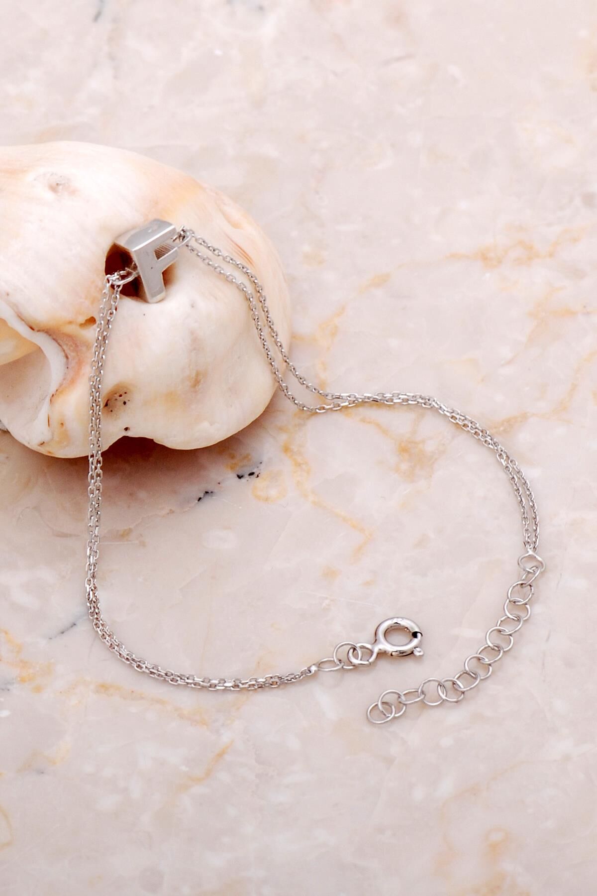 F Harfi Rodyumlu Gümüş Bileklik 4206