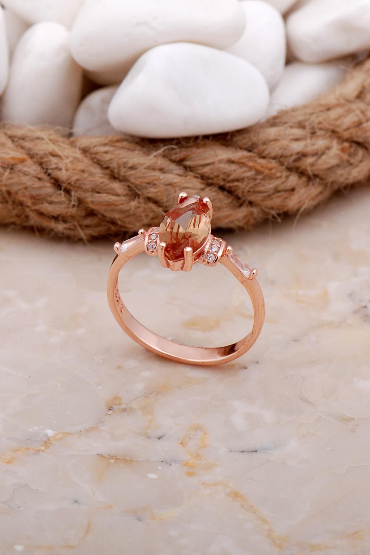 Renk Değiştiren Sultan Taşlı Mekik Rose Gümüş Yüzük 3556