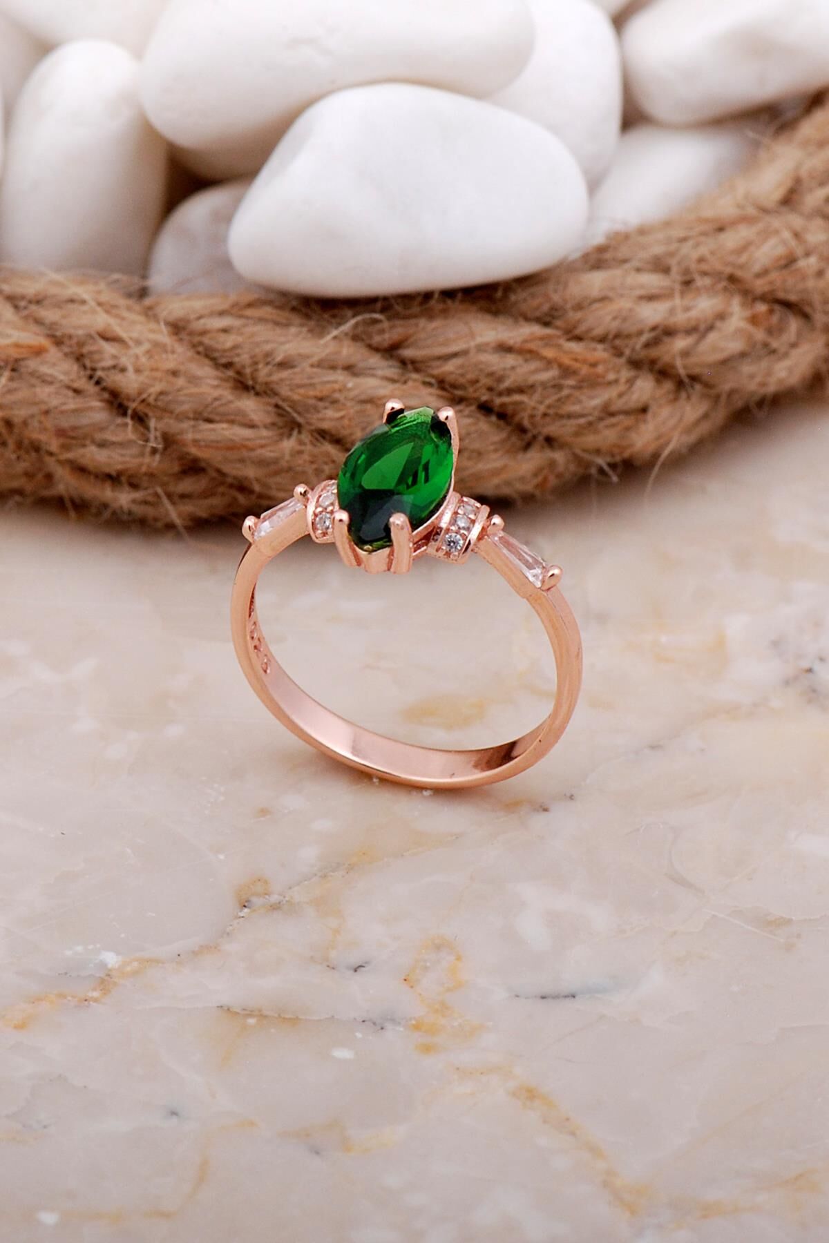 Yeşim Taşlı Mekik Rose Gümüş Yüzük 3557