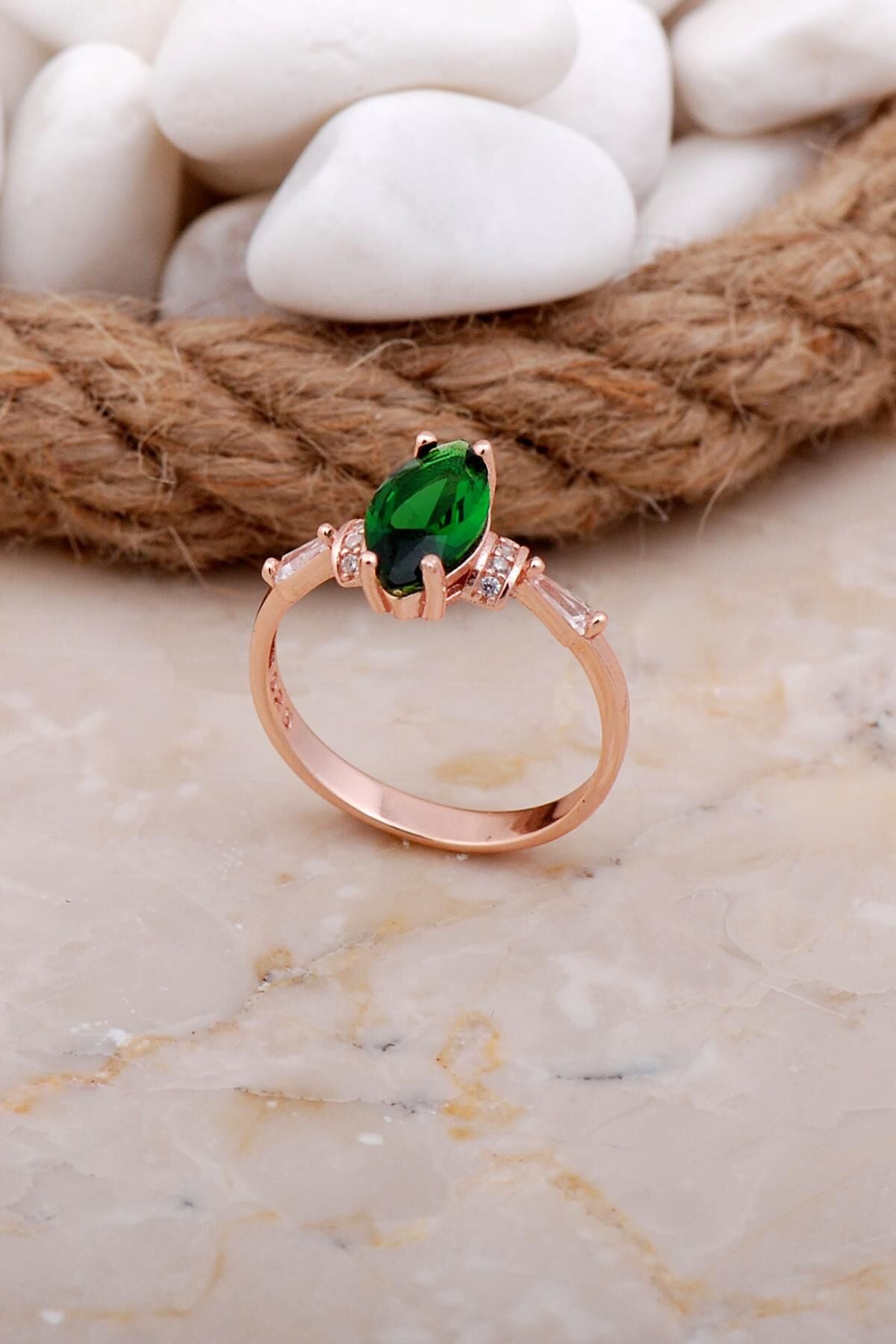 Yeşim Taşlı Mekik Rose Gümüş Yüzük 3557