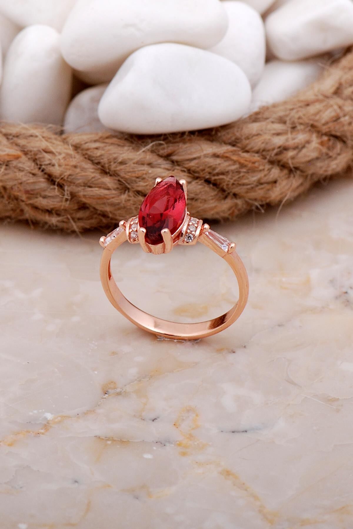 Yakut Taşlı Mekik Rose Gümüş Yüzük 3558